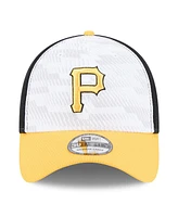 New Era Men's Black/Gold Pittsburgh Pirates 2025 Mlb Clubhouse 39THIRTY Flex Hat