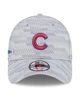 New Era Men's Gray Chicago Cubs 2025 Mlb Clubhouse 39THIRTY Flex Hat