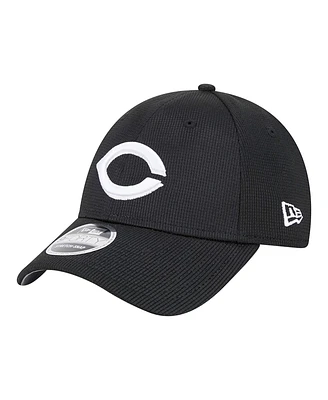 New Era Men's Black Cincinnati Reds Pivot 9FORTY Adjustable Hat