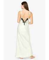 Amoureuse Plus Ruffle Lace Gown