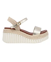 Mia Women's Yanis Round Toe Wedge Sandals