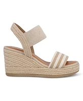 Mia Women's Brittni Round Toe Wedge Sandals