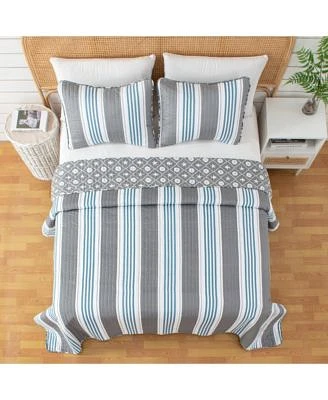 Linery Co. Coastal Microfiber Quilt Set With Shams