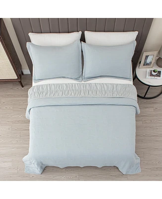 Linery & Co. Textured Spandex Solid Quilt Set With Shams