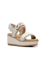 Clarks Collection Women's Wrenly Eve Wedge Sandals