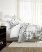 ienjoy Home Watercolor Plaid Reversible -Pc. Quilt Set