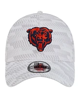 New Era Men's White Chicago Bears Gameday Graded 39THIRTY Flex Hat