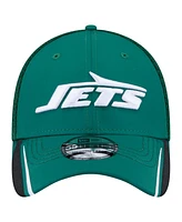 New Era Men's Green York Jets Game Day Linear 39THIRTY Flex Hat