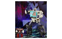 Autobot Blaster Idw Shattered Glass Idw Shattered Glass Voyager Class | Transformers Generations Shattered Glass Collection