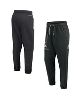 Nike Men's Black Minnesota Golden Gophers Travel Performance Pants