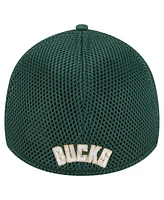 New Era Men's Hunter Green Milwaukee Bucks Subtle Camo 39THIRTY Flex Hat