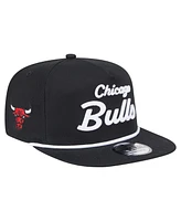 New Era Men's Black Chicago Bulls Team Text Golfer Snapback Hat