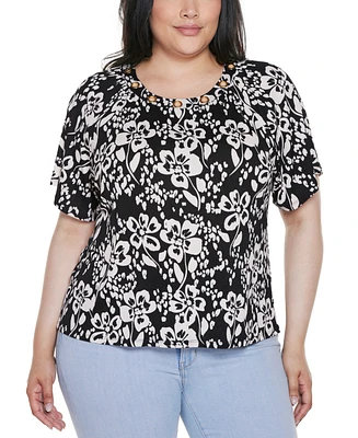 Belldini Plus Grommet Detail Floral Short Sleeve Knit Top
