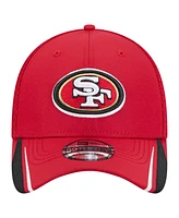 New Era Men's Scarlet San Francisco 49ers Game Day Linear 39THIRTY Flex Hat
