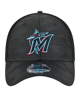 New Era Men's Black Miami Marlins Subtle Camo 39THIRTY Flex Hat