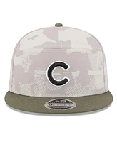 New Era Men's Light Beige/Olive Chicago Cubs 2025 Armed Forces Day Split Panel 9FIFTY Snapback Hat