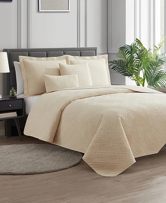 Nestl Diamond Embossed -Pc. Quilt Set