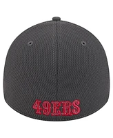 New Era Men's Graphite San Francisco 49ers Main 39THIRTY Flex Hat
