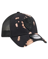 New Era Men's Black Chicago Bears Bleached A-Frame 9FORTY Trucker Adjustable Hat