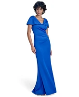 Jessica Howard Women's V-Neck Cape-Sleeve Gown