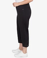 Ruby Rd. Plus Lotus Lace Soft Denim Capri Pants
