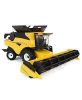 Ertl 1/32 New Holland CR8.90 Combine with Draper & Grain Heads