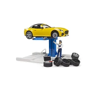 Bruder 1/16 bworld Car Service Center with Bruder Roadster
