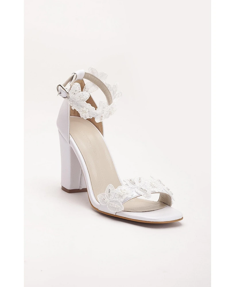 Vivian Lace Bridal Leather Sandals (Women)