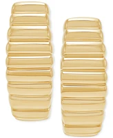 Polished Ribbed C-Design Small Hoop Earrings in 14K Gold, 59"