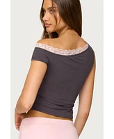 Edikted Women's Contrast Lace Asymmetric Off Shoulder Top