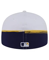 New Era Men's Navy/White Milwaukee Brewers Paint Stroke 59FIFTY Fitted Hat