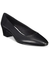 Easy Street Prim Kitten Heel Pumps