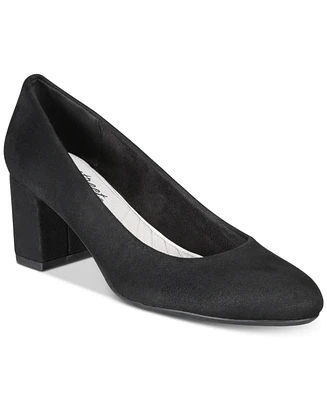 Easy Street Proper Pumps