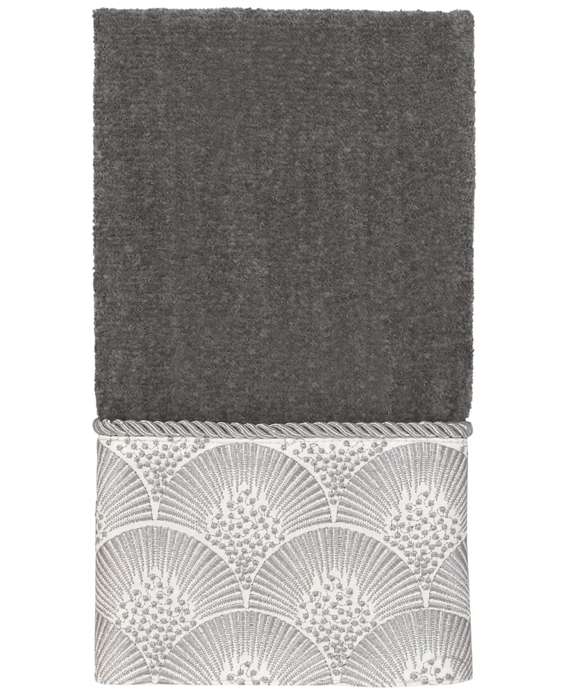 Avanti Deco Shells Bordered Cotton Fingertip Towel, 11" x 18"