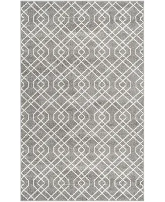 Safavieh Amherst AMT407 Gray and Ivory 5' x 8' Area Rug