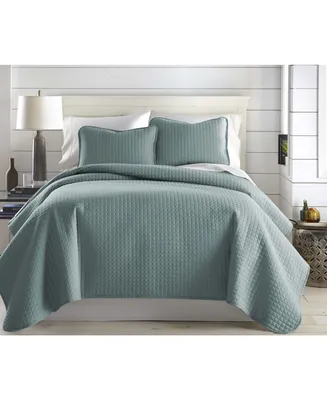 Southshore Fine Linens Oversized Lightweight Quilt and Sham Set