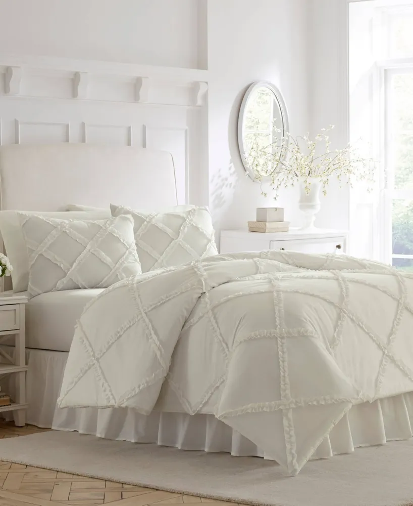 Closeout! Laura Ashley Adelina Duvet Cover Set, Full/Queen