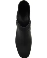 Journee Collection Women's Gwenn Booties