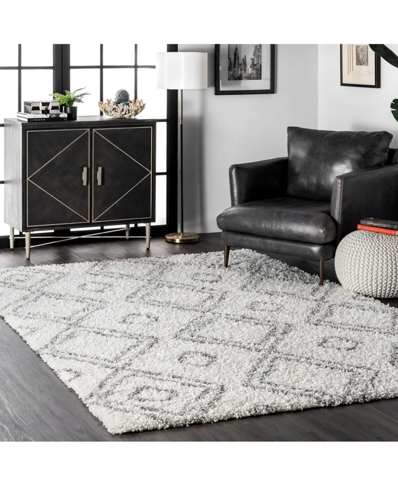 nuLoom Iola OZSG18A White 4' x 6' Area Rug