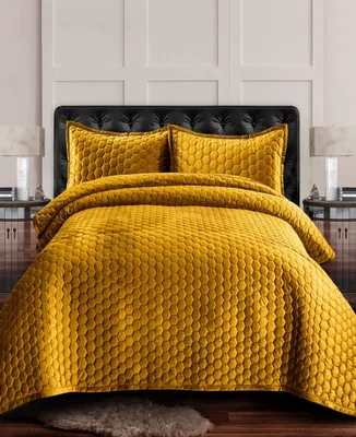 Tribeca Living Lugano Honeycomb Velvet Oversized Solid piece Quilt Set