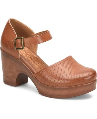 b.o.c. Women's Gia Comfort Wedge Sandals