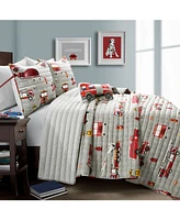 Lush Decor Fire Truck Piece Quilt Set for Kids