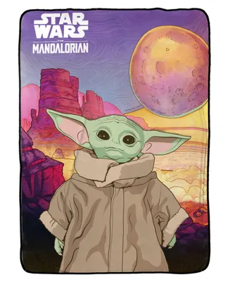 The Mandalorian Baby Yoda 'The Child' Blanket - Multi