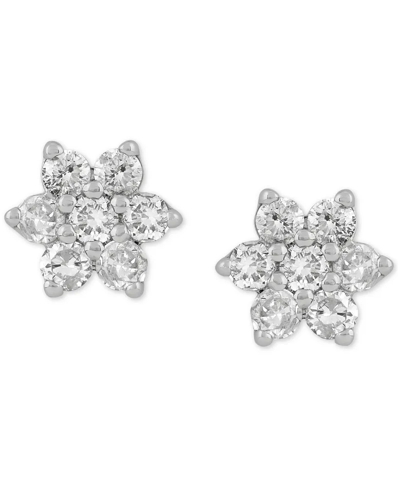 Diamond Star Cluster Stud Earrings (1/5 ct. t.w.) in 10k White Gold