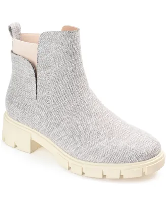 Journee Collection Women's Jeeva Lug Sole Booties