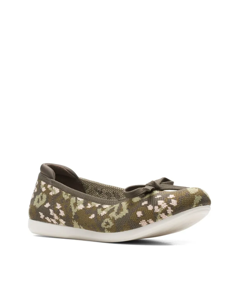 Clarks Women's Cloudstepper Carly Hope Flats
