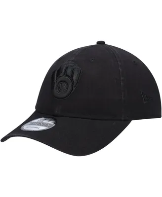 Men's New Era Milwaukee Brewers Black on Black Core Classic 9TWENTY Adjustable Hat