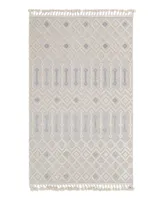 Bayshore Home Guthrie Gut- 5'3" x 8' Area Rug