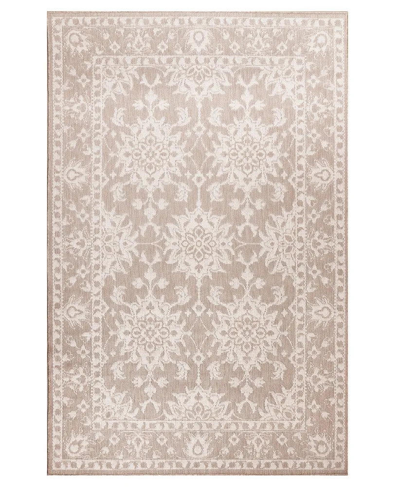 Liora Manne' Malibu Kashan 7'10" x 9'10" Outdoor Area Rug