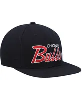 Men's Mitchell & Ness Black Chicago Bulls Hardwood Classics Script 2.0 Snapback Hat